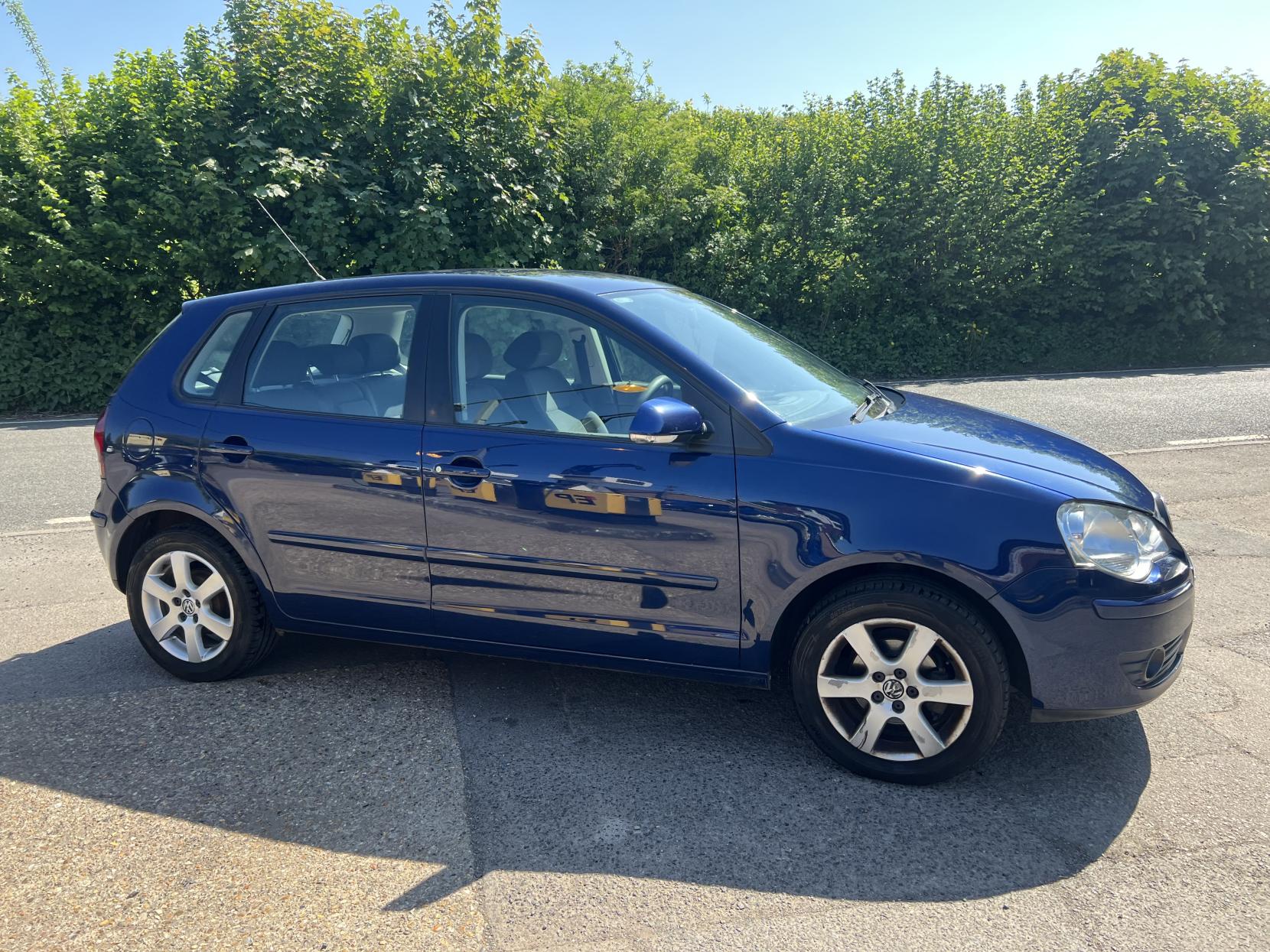 Volkswagen Polo 1.4 SE Hatchback 5dr Petrol Automatic (165 g/km, 79 bhp)