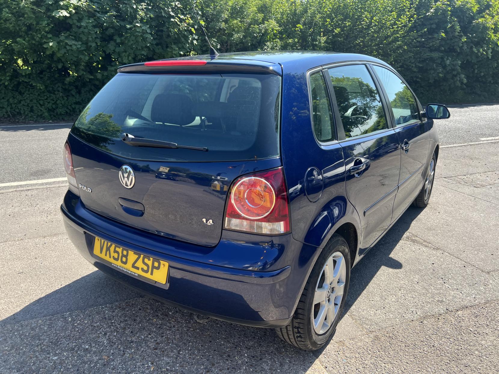 Volkswagen Polo 1.4 SE Hatchback 5dr Petrol Automatic (165 g/km, 79 bhp)
