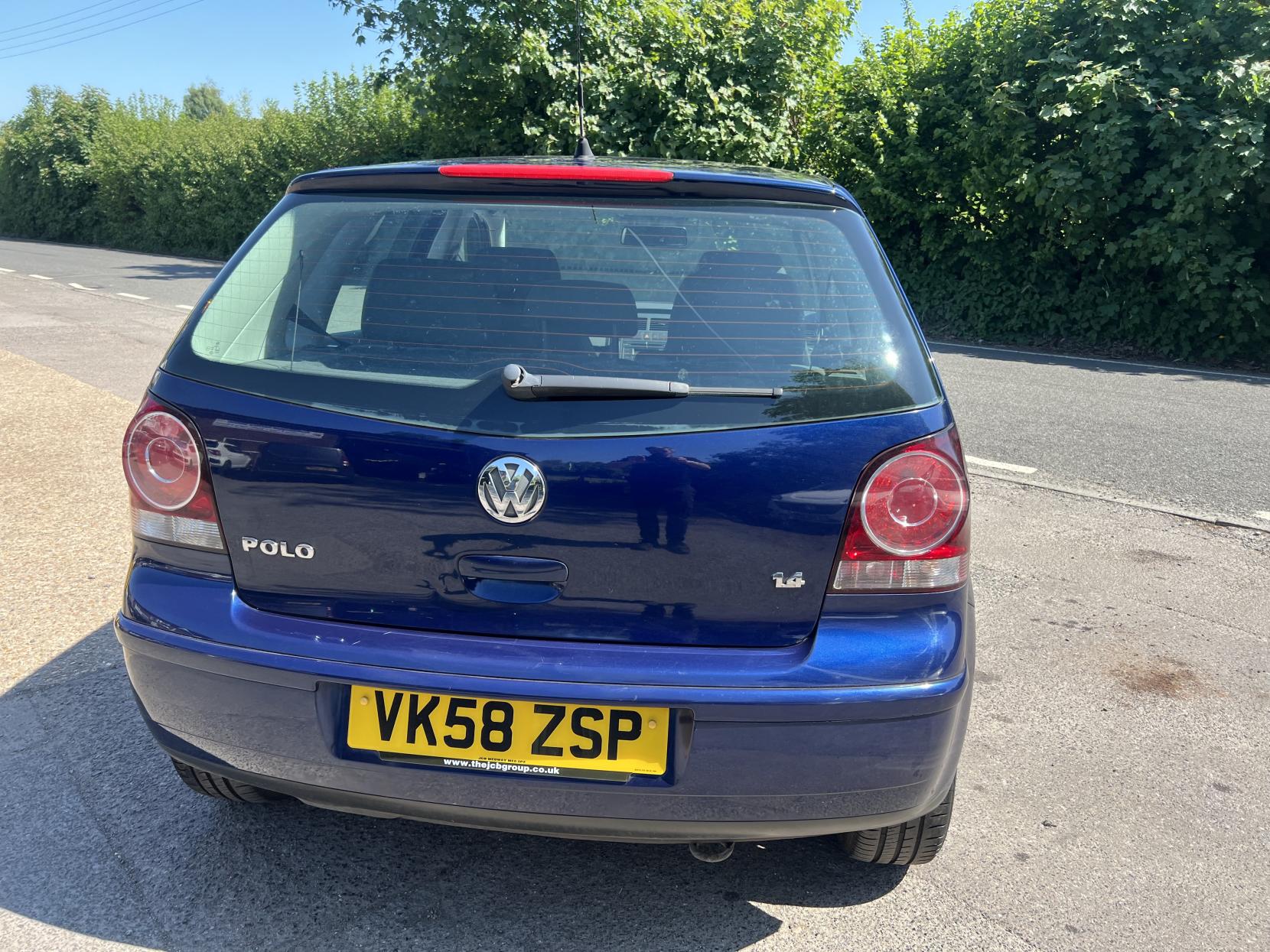 Volkswagen Polo 1.4 SE Hatchback 5dr Petrol Automatic (165 g/km, 79 bhp)