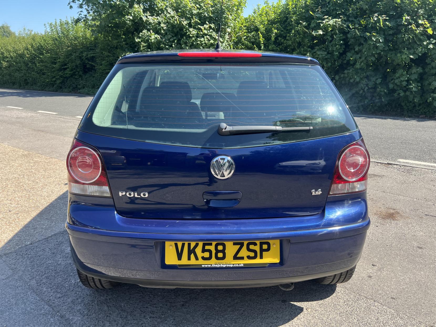 Volkswagen Polo 1.4 SE Hatchback 5dr Petrol Automatic (165 g/km, 79 bhp)