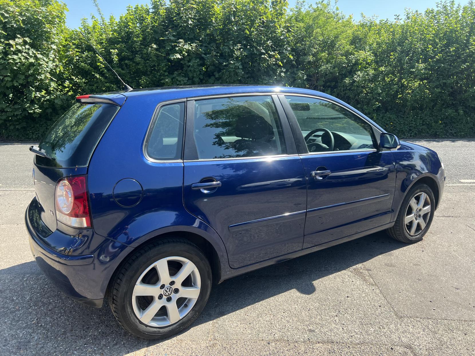 Volkswagen Polo 1.4 SE Hatchback 5dr Petrol Automatic (165 g/km, 79 bhp)