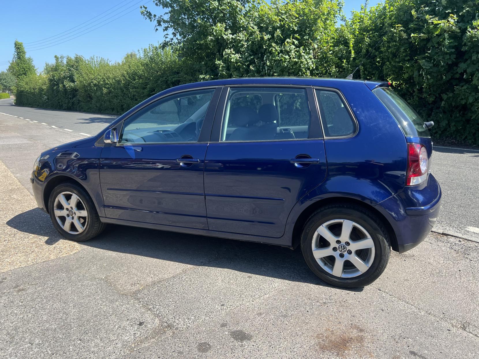Volkswagen Polo 1.4 SE Hatchback 5dr Petrol Automatic (165 g/km, 79 bhp)