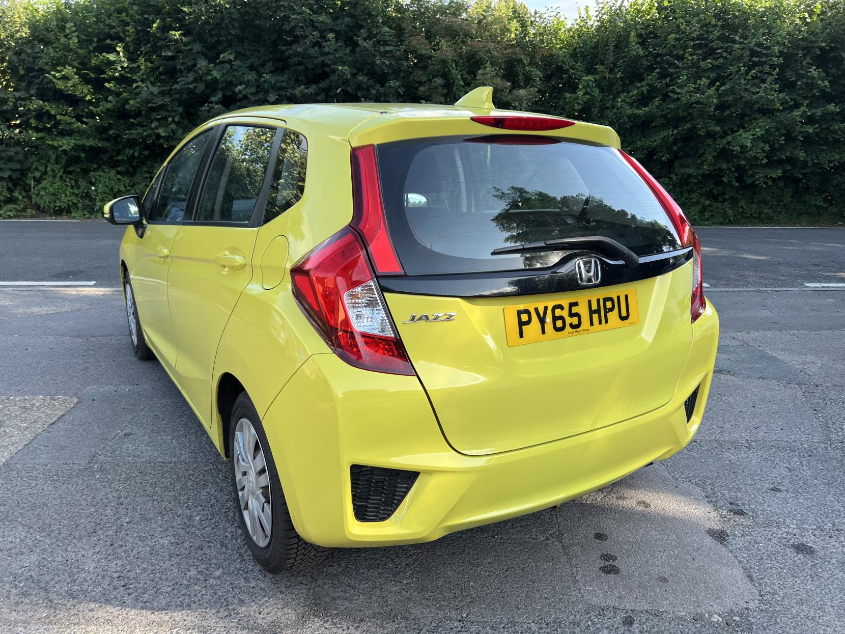 Honda Jazz 1.3 i-VTEC S Hatchback 5dr Petrol Manual Euro 6 (s/s) (102 ps)