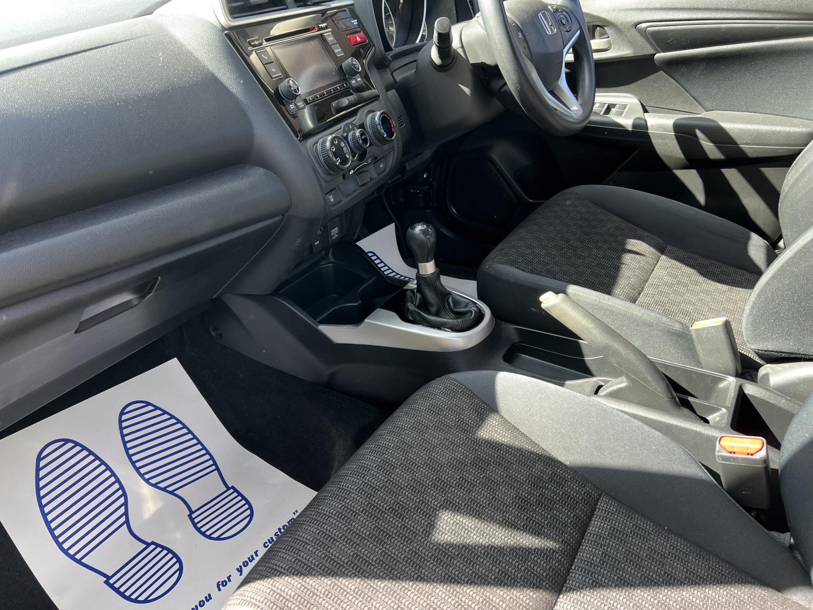 Honda Jazz 1.3 i-VTEC S Hatchback 5dr Petrol Manual Euro 6 (s/s) (102 ps)