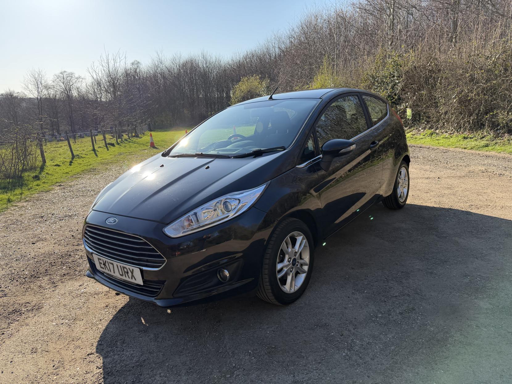 Ford Fiesta 1.25 Zetec Hatchback 3dr Petrol Manual Euro 6 (82 ps)