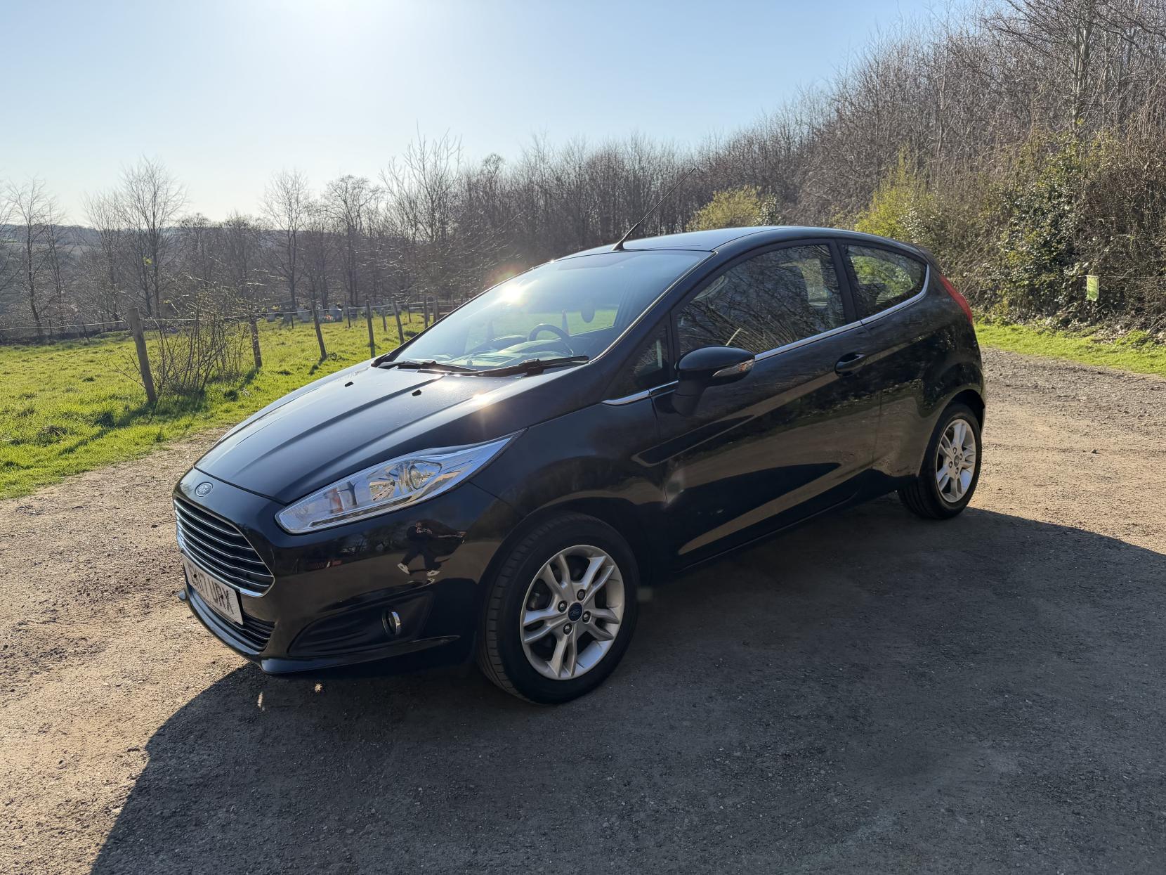 Ford Fiesta 1.25 Zetec Hatchback 3dr Petrol Manual Euro 6 (82 ps)