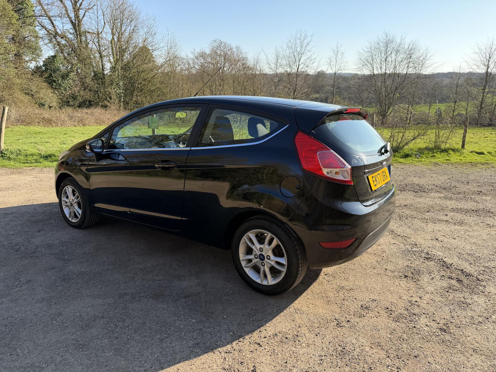 Ford Fiesta 1.25 Zetec Hatchback 3dr Petrol Manual Euro 6 (82 ps)