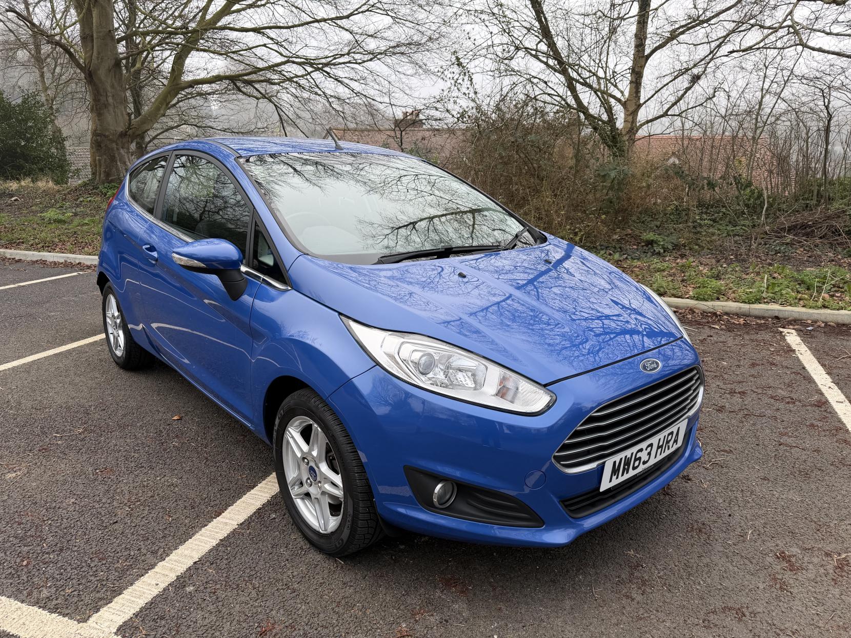 Ford Fiesta 1.25 Zetec Hatchback 3dr Petrol Manual Euro 5 (82 ps)