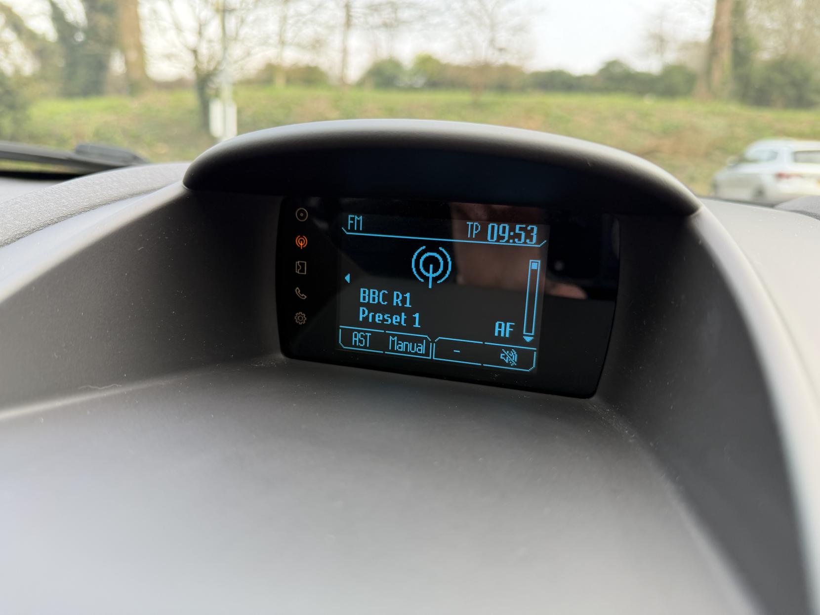 Ford Fiesta 1.25 Zetec Hatchback 3dr Petrol Manual Euro 5 (82 ps)