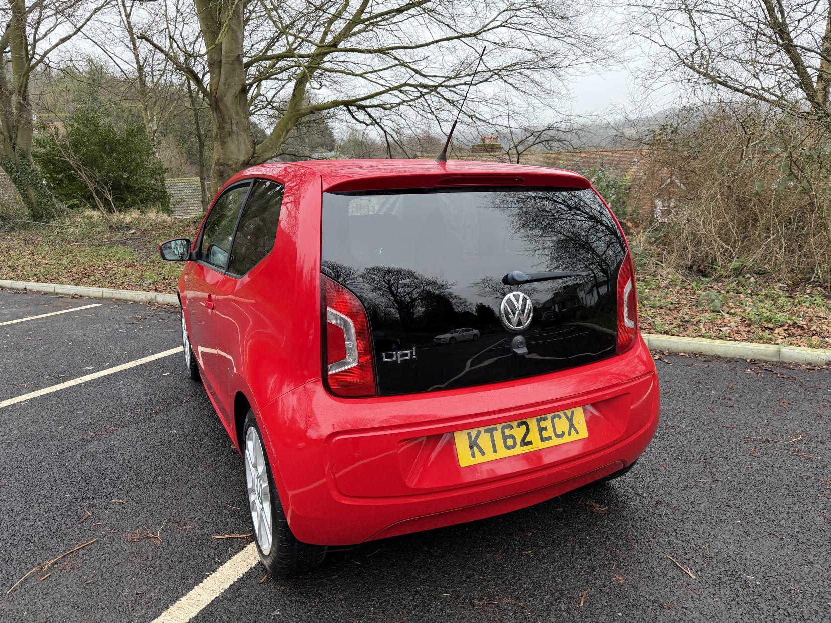 Volkswagen up! 1.0 High up! Hatchback 3dr Petrol Manual Euro 5 (75 ps)