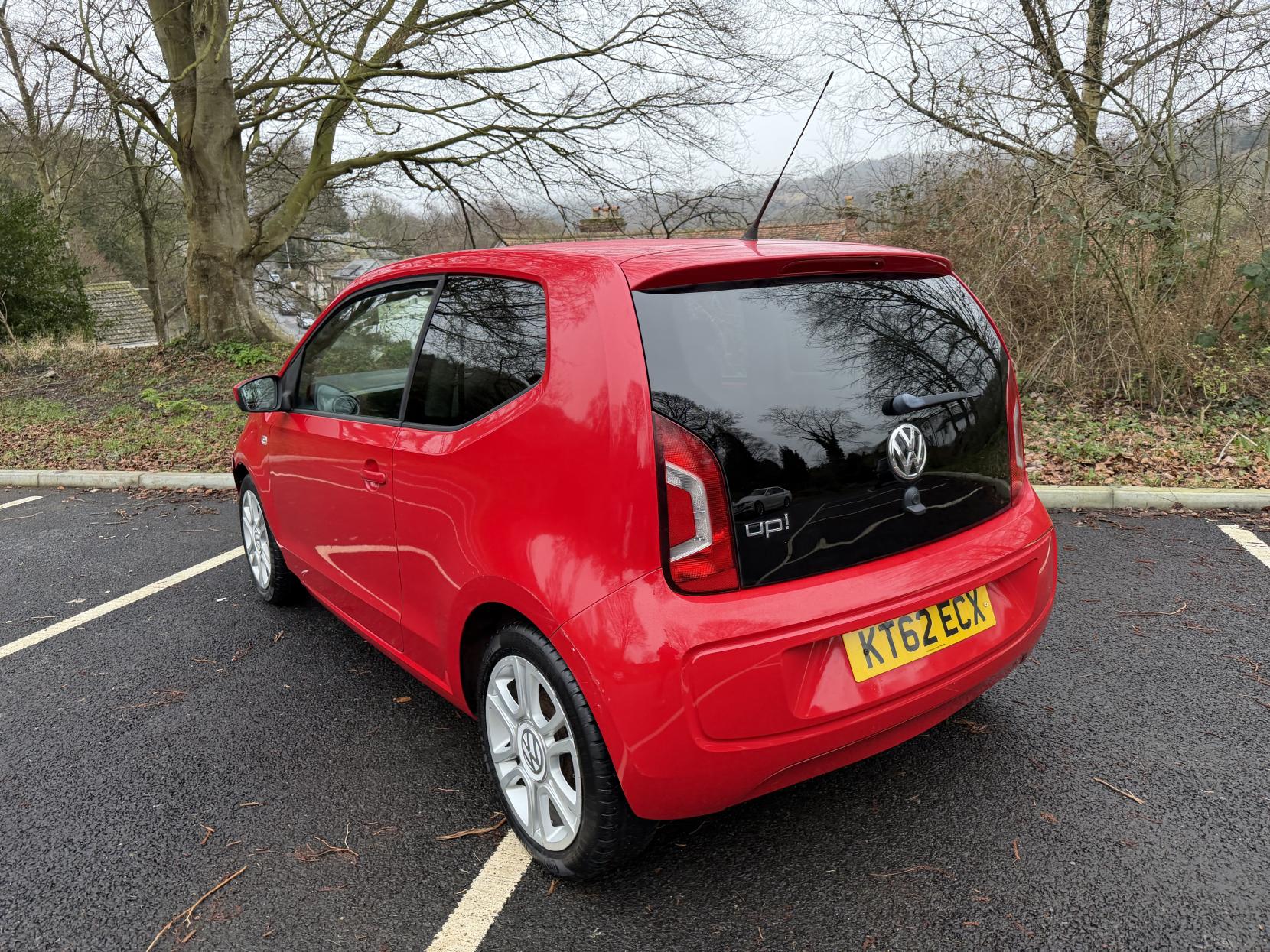 Volkswagen up! 1.0 High up! Hatchback 3dr Petrol Manual Euro 5 (75 ps)