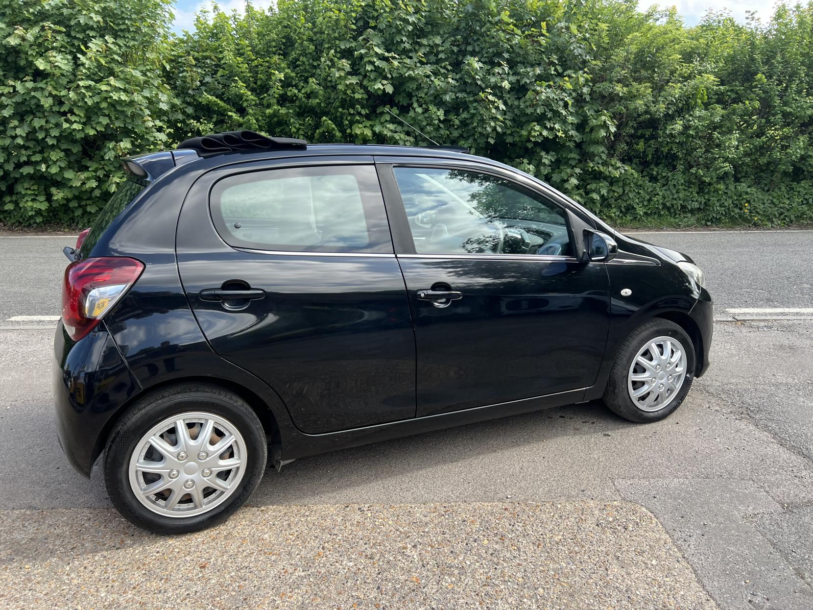 Peugeot 108 1.0 Active Top! 5dr Petrol Manual Euro 6 (68 ps)