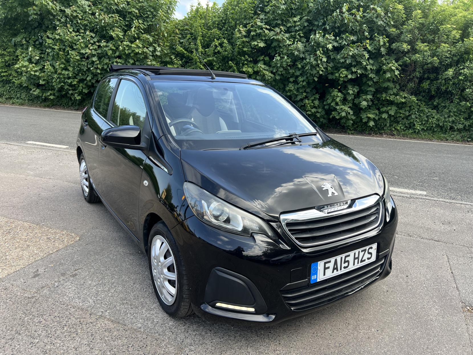 Peugeot 108 1.0 Active Top! 5dr Petrol Manual Euro 6 (68 ps)