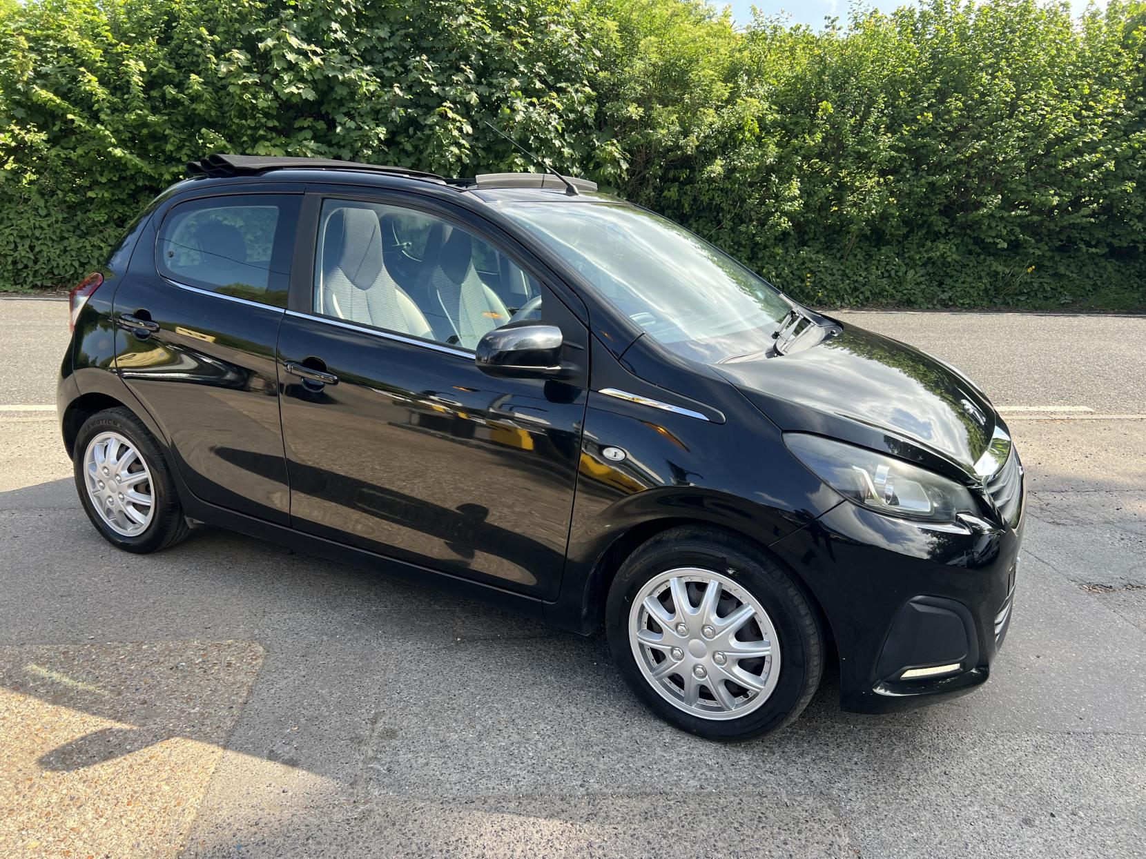 Peugeot 108 1.0 Active Top! 5dr Petrol Manual Euro 6 (68 ps)