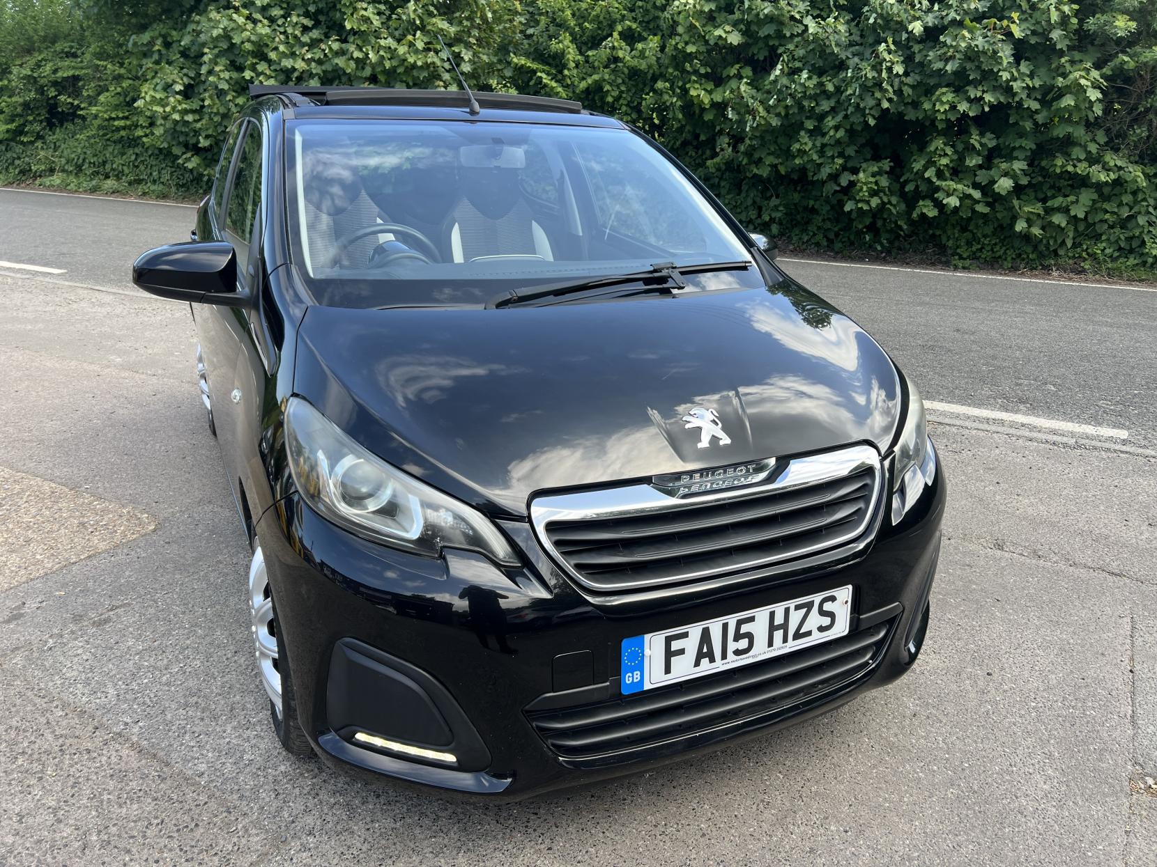 Peugeot 108 1.0 Active Top! 5dr Petrol Manual Euro 6 (68 ps)
