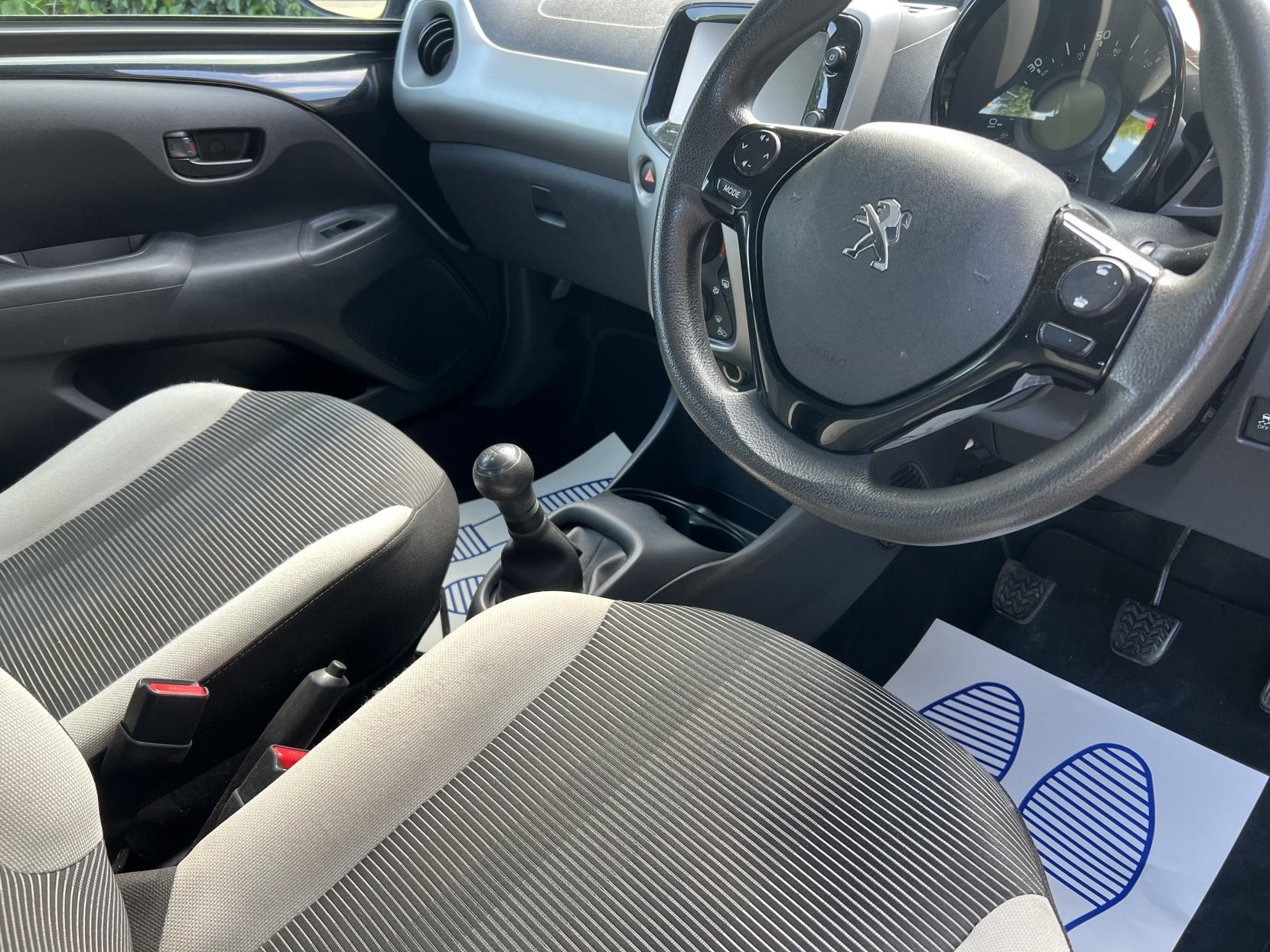 Peugeot 108 1.0 Active Top! 5dr Petrol Manual Euro 6 (68 ps)