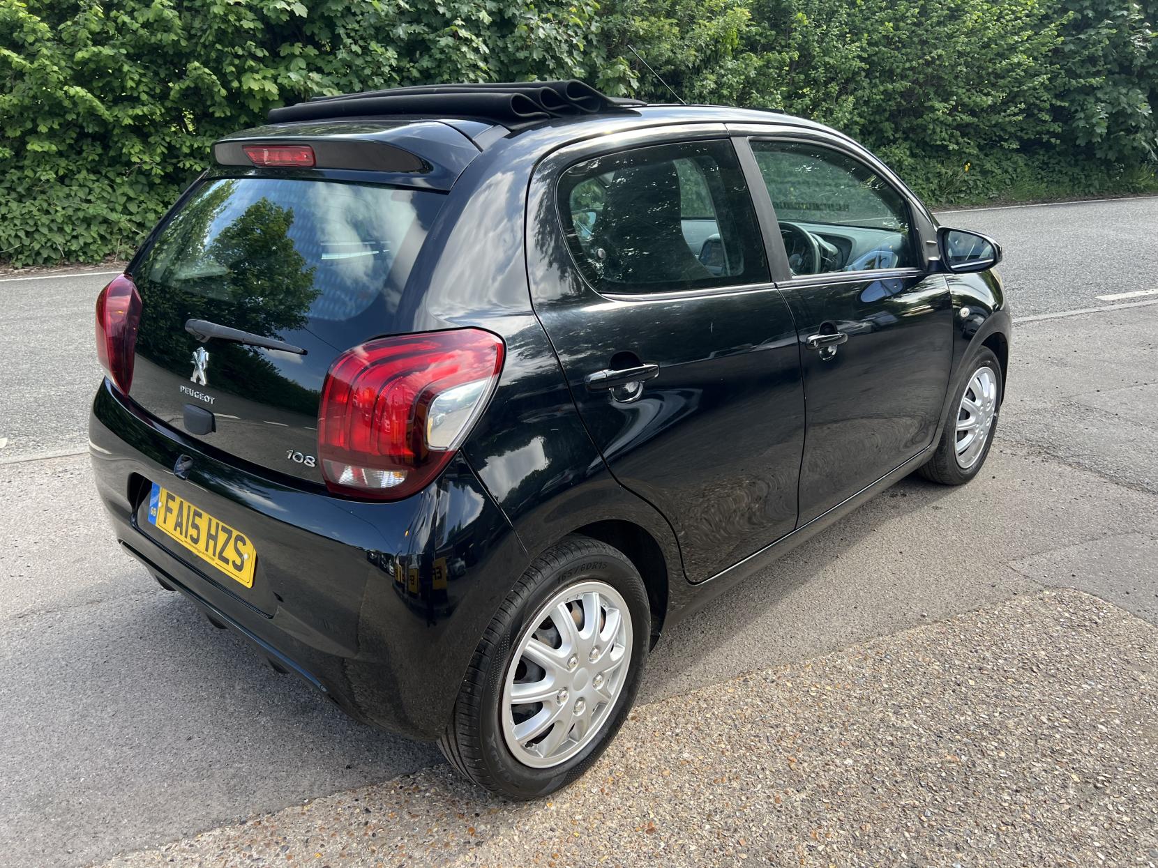 Peugeot 108 1.0 Active Top! 5dr Petrol Manual Euro 6 (68 ps)
