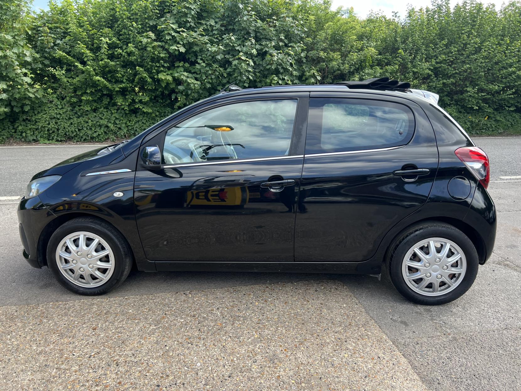 Peugeot 108 1.0 Active Top! 5dr Petrol Manual Euro 6 (68 ps)