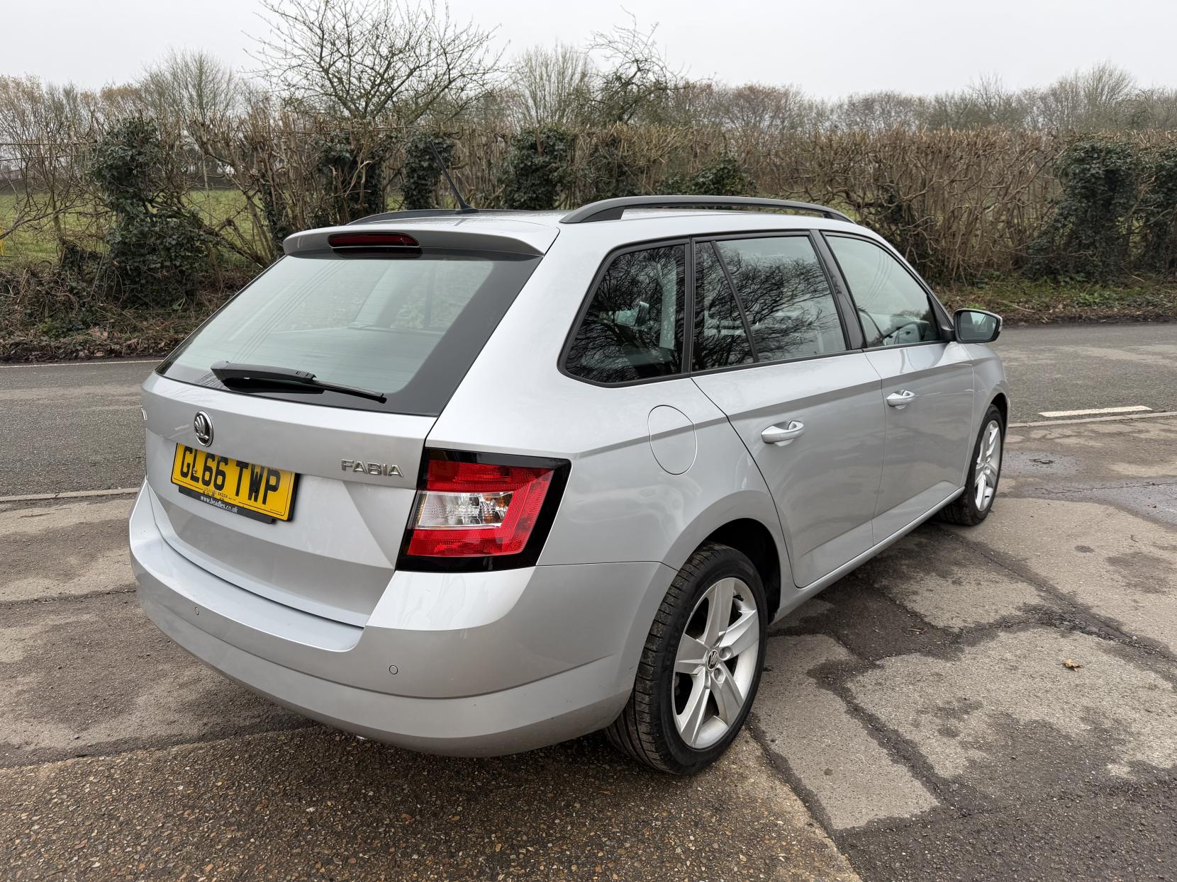 Skoda Fabia 1.2 TSI SE L Estate 5dr Petrol Manual Euro 6 (s/s) (90 ps)