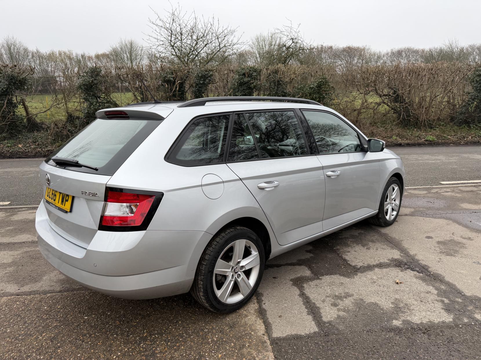 Skoda Fabia 1.2 TSI SE L Estate 5dr Petrol Manual Euro 6 (s/s) (90 ps)