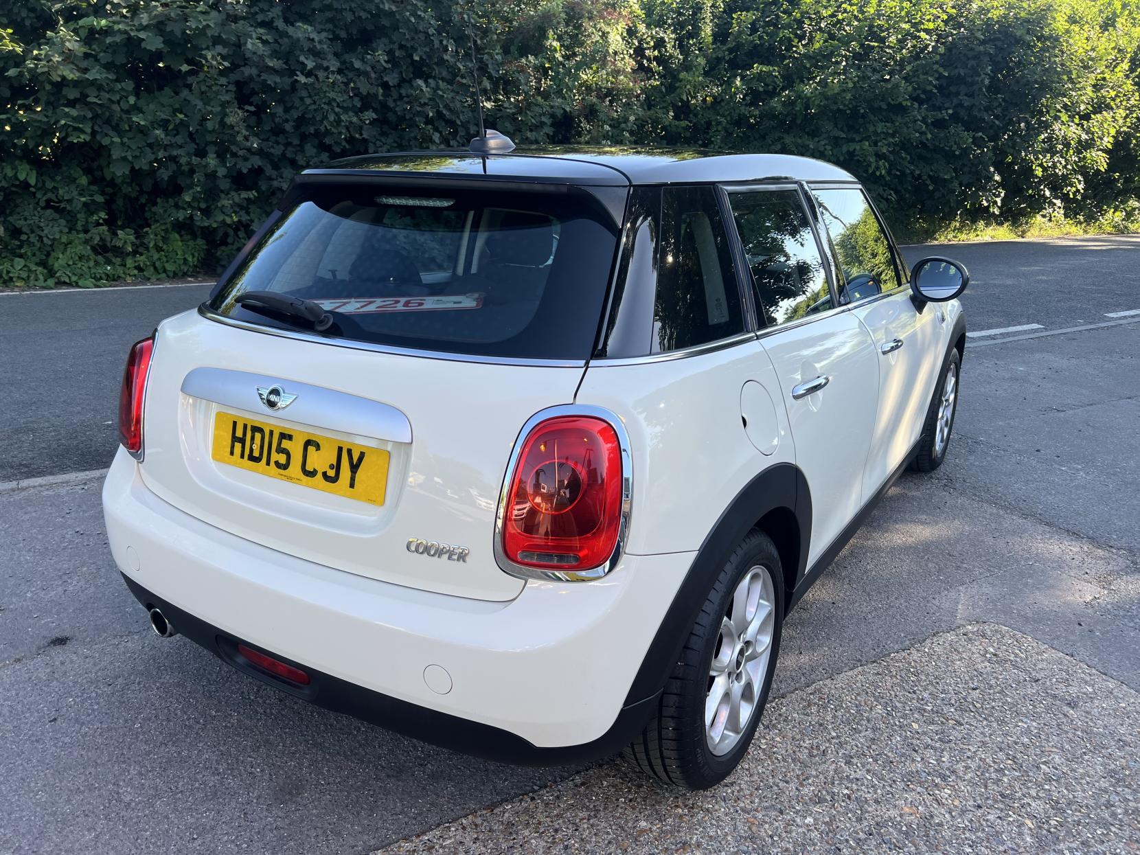 MINI Hatch 1.5 Cooper Hatchback 5dr Petrol Manual Euro 6 (s/s) (136 ps)
