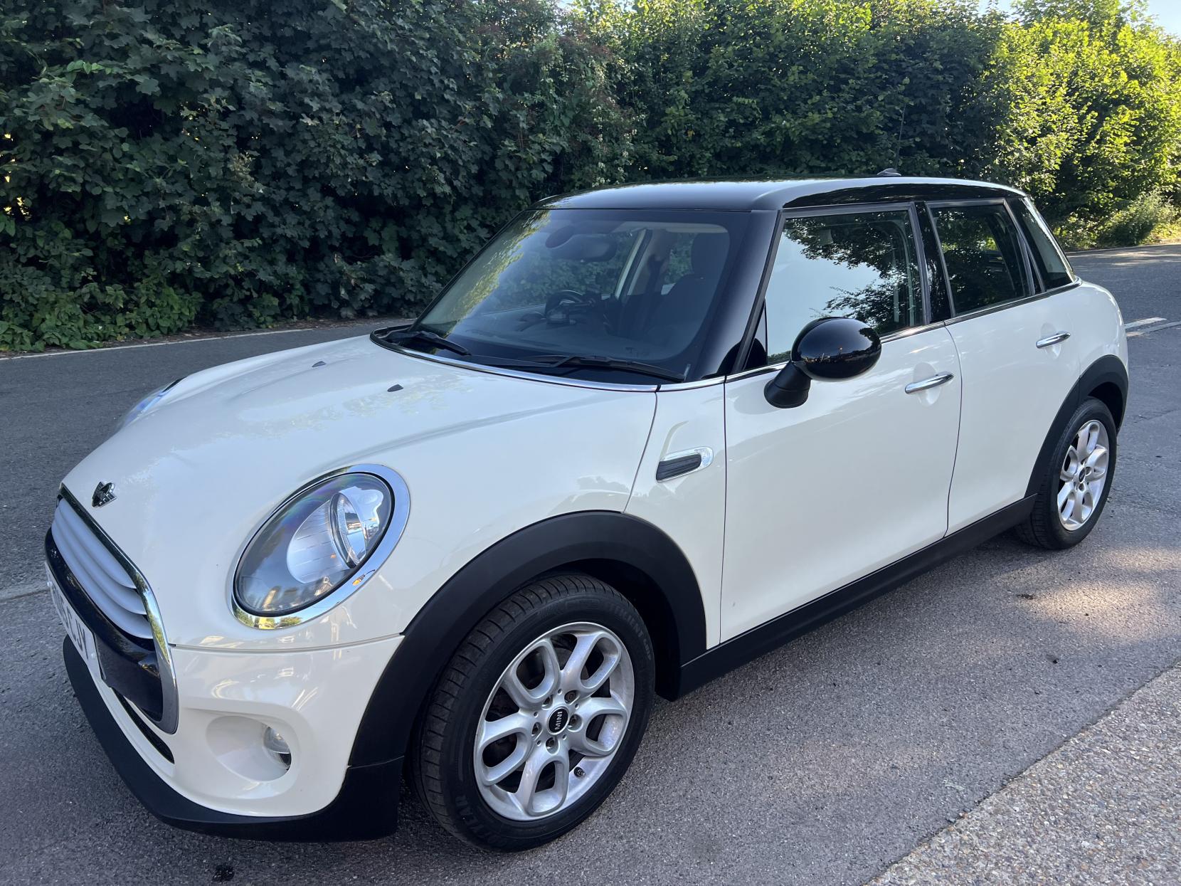MINI Hatch 1.5 Cooper Hatchback 5dr Petrol Manual Euro 6 (s/s) (136 ps)