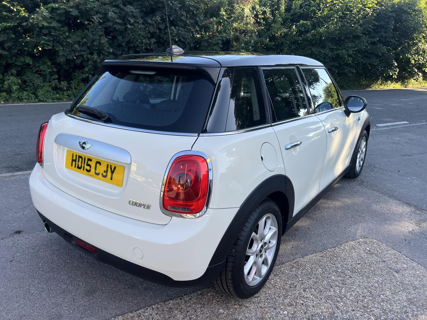MINI Hatch 1.5 Cooper Hatchback 5dr Petrol Manual Euro 6 (s/s) (136 ps)