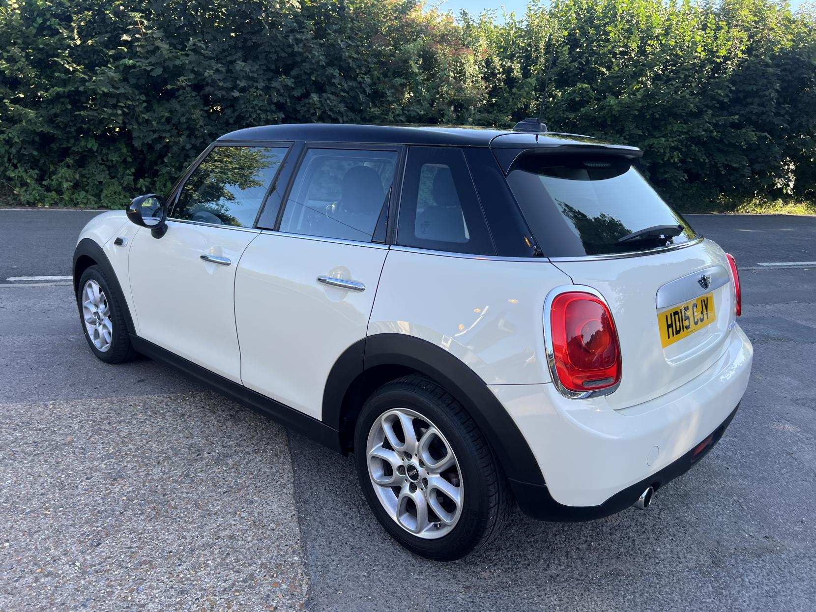 MINI Hatch 1.5 Cooper Hatchback 5dr Petrol Manual Euro 6 (s/s) (136 ps)