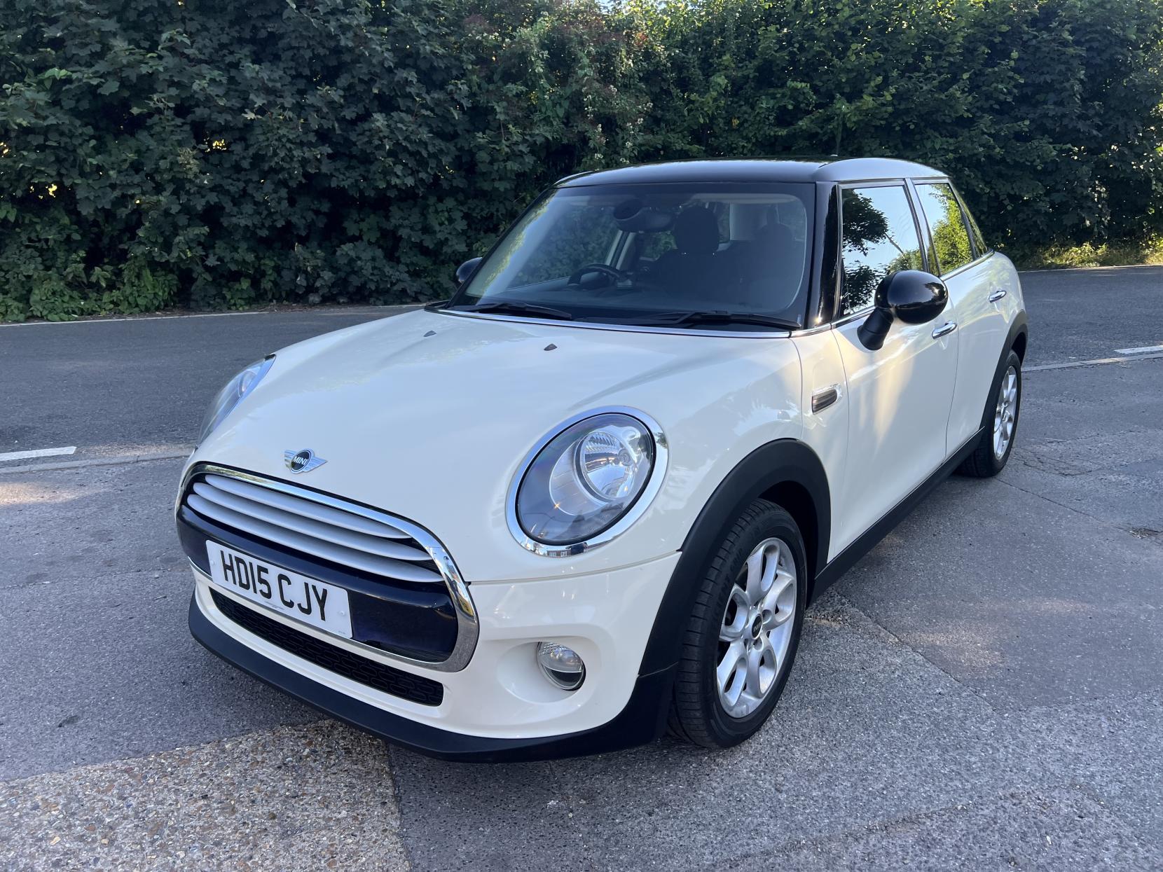 MINI Hatch 1.5 Cooper Hatchback 5dr Petrol Manual Euro 6 (s/s) (136 ps)