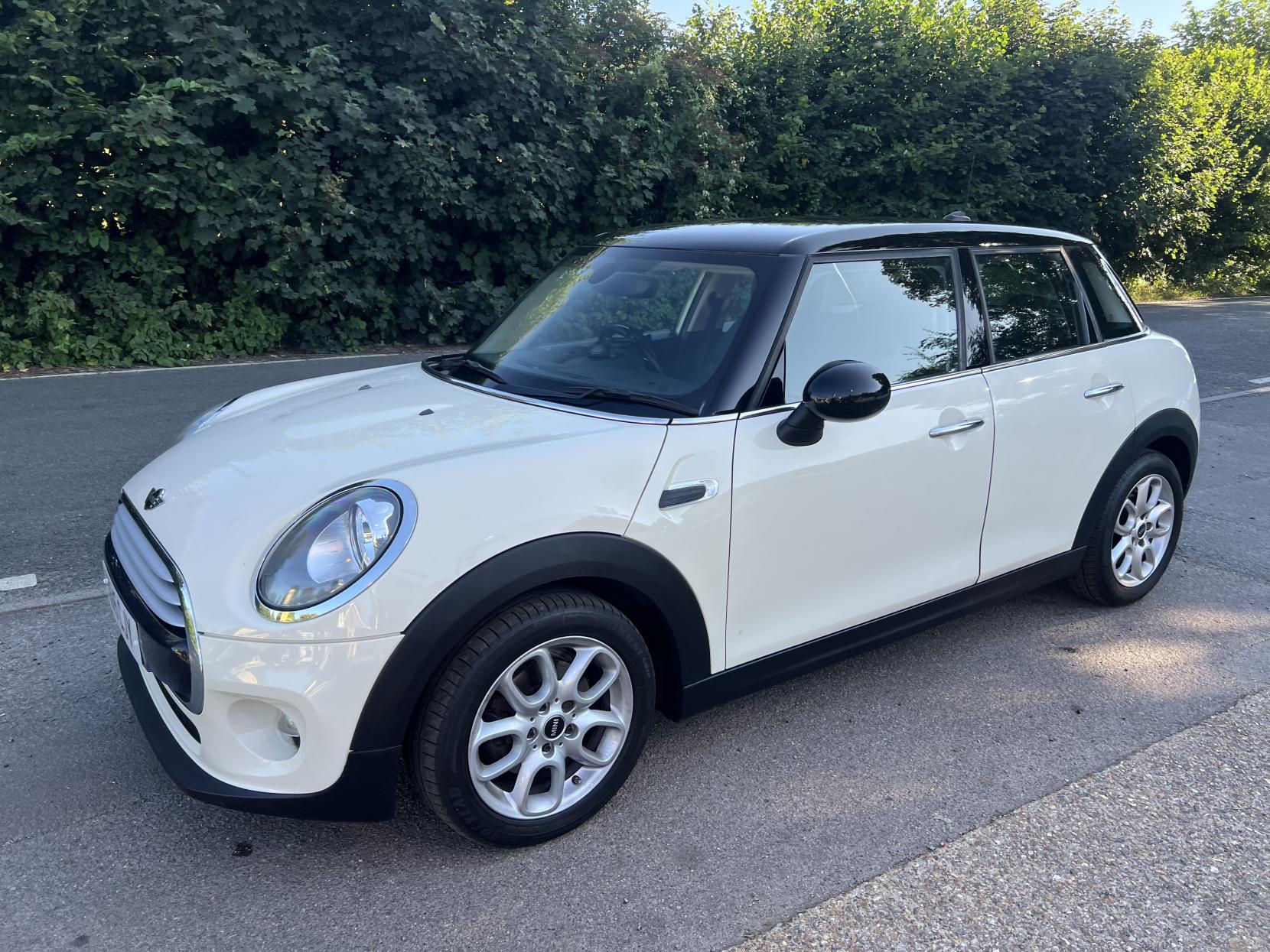 MINI Hatch 1.5 Cooper Hatchback 5dr Petrol Manual Euro 6 (s/s) (136 ps)