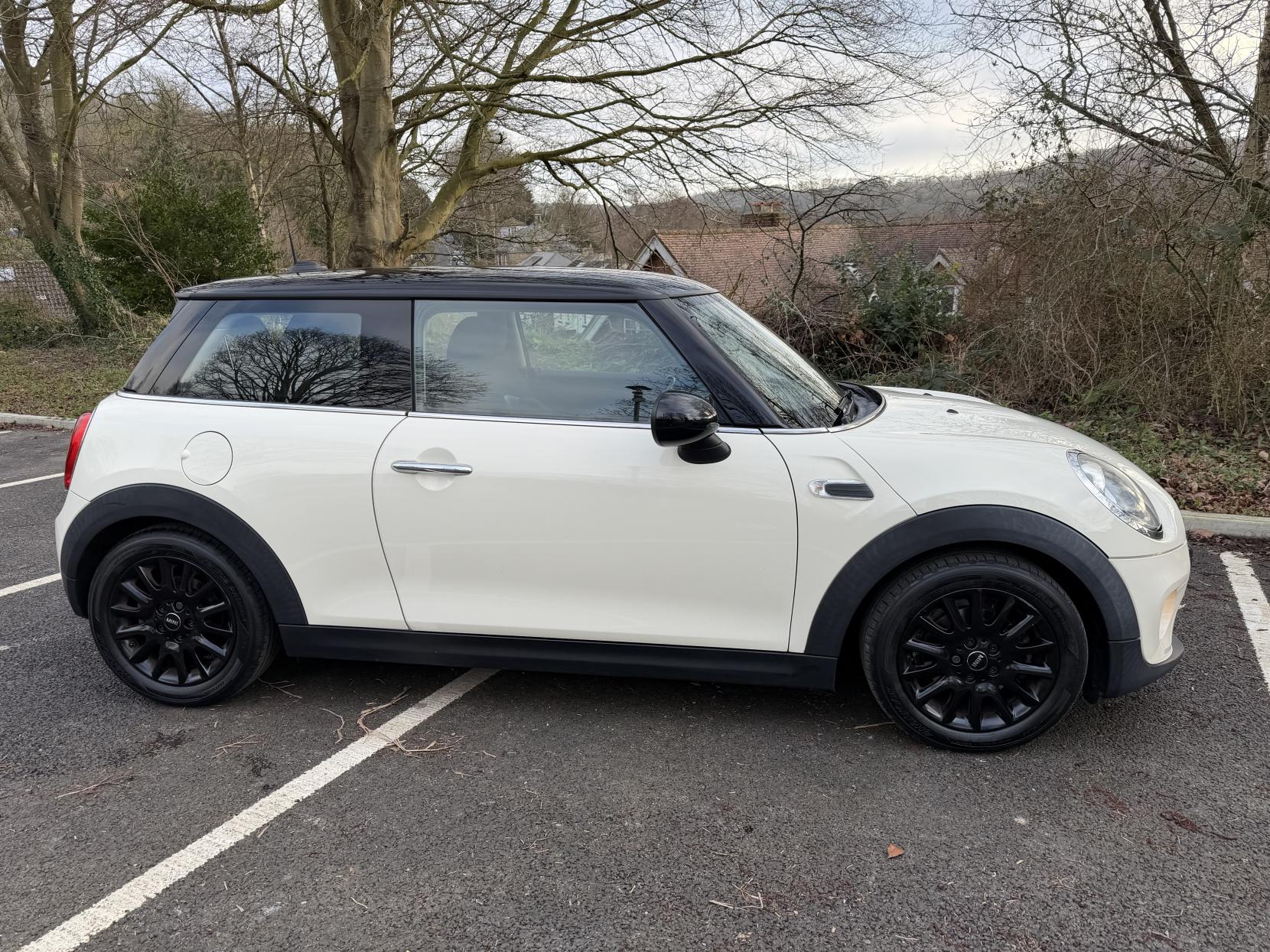 MINI Hatch 1.5 Cooper Hatchback 3dr Petrol Manual Euro 6 (s/s) (136 ps)