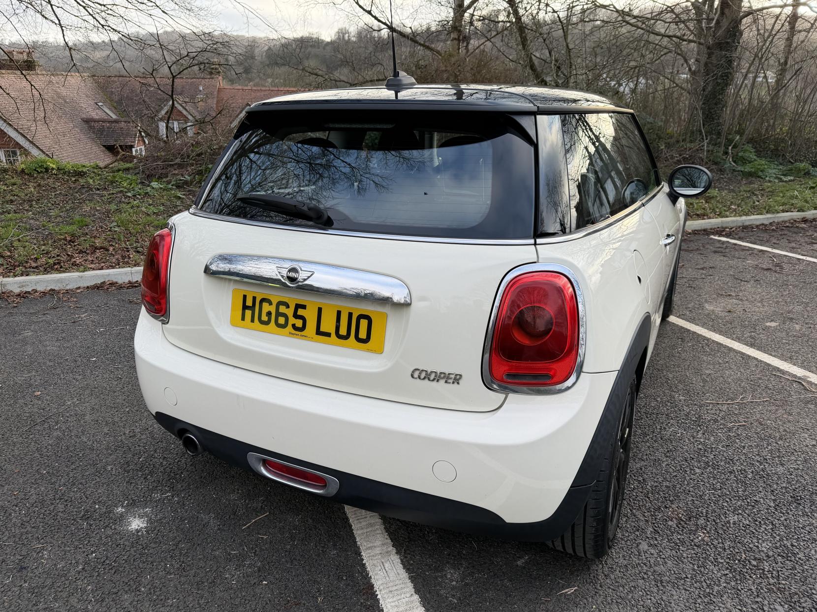 MINI Hatch 1.5 Cooper Hatchback 3dr Petrol Manual Euro 6 (s/s) (136 ps)