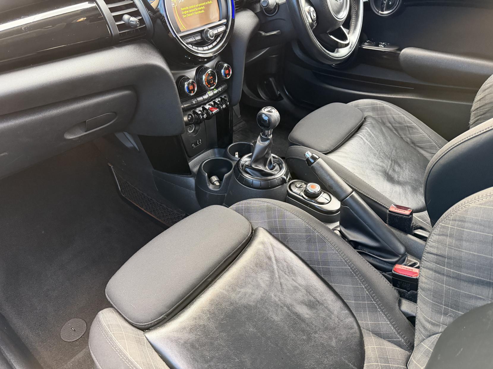 MINI Hatch 1.5 Cooper Hatchback 3dr Petrol Manual Euro 6 (s/s) (136 ps)