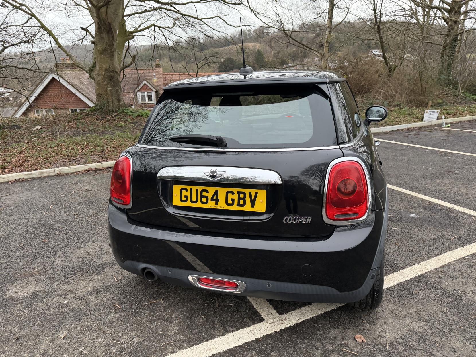 MINI Hatch 1.5 Cooper Hatchback 3dr Petrol Manual Euro 6 (s/s) (136 ps)