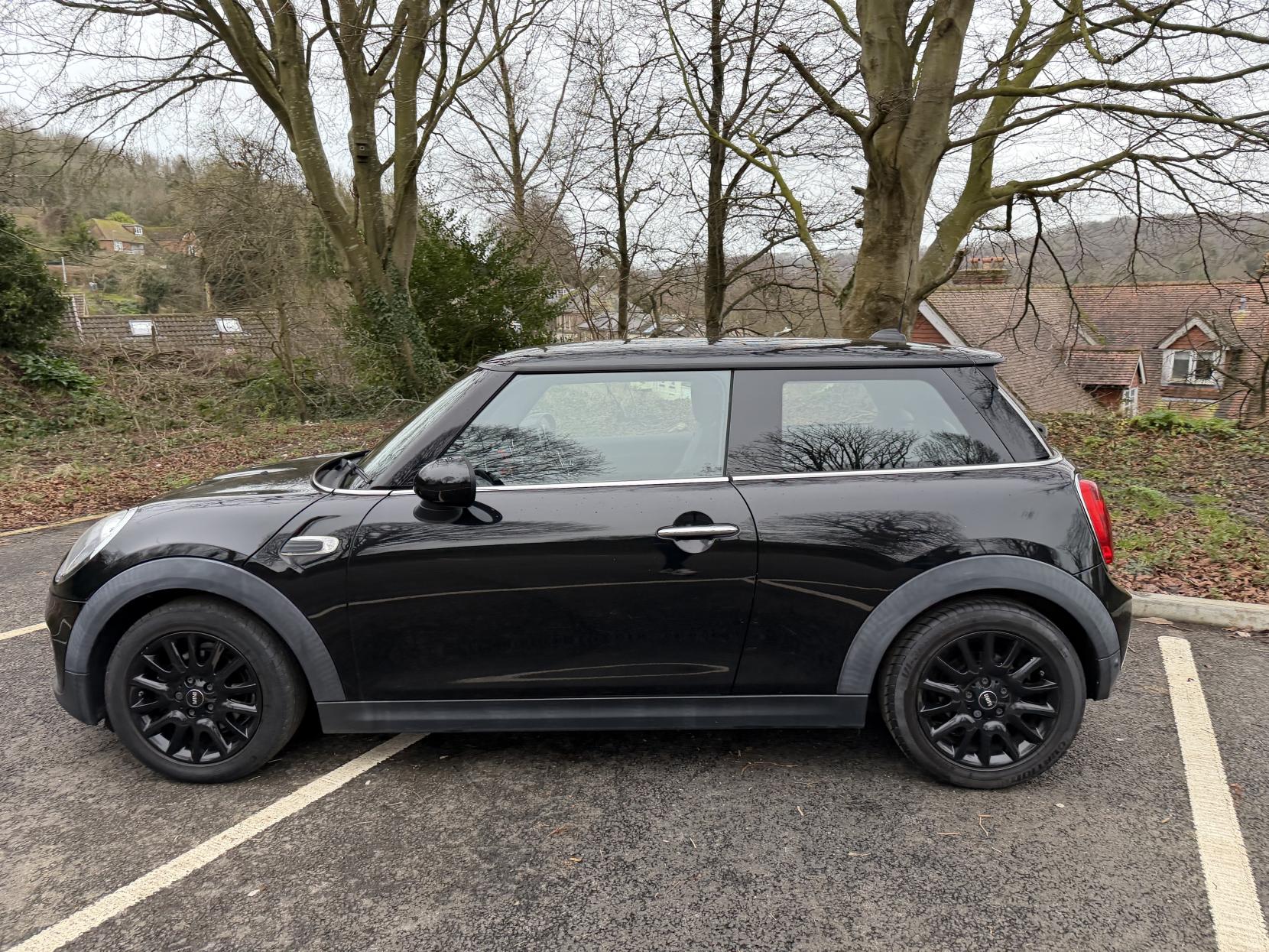 MINI Hatch 1.5 Cooper Hatchback 3dr Petrol Manual Euro 6 (s/s) (136 ps)