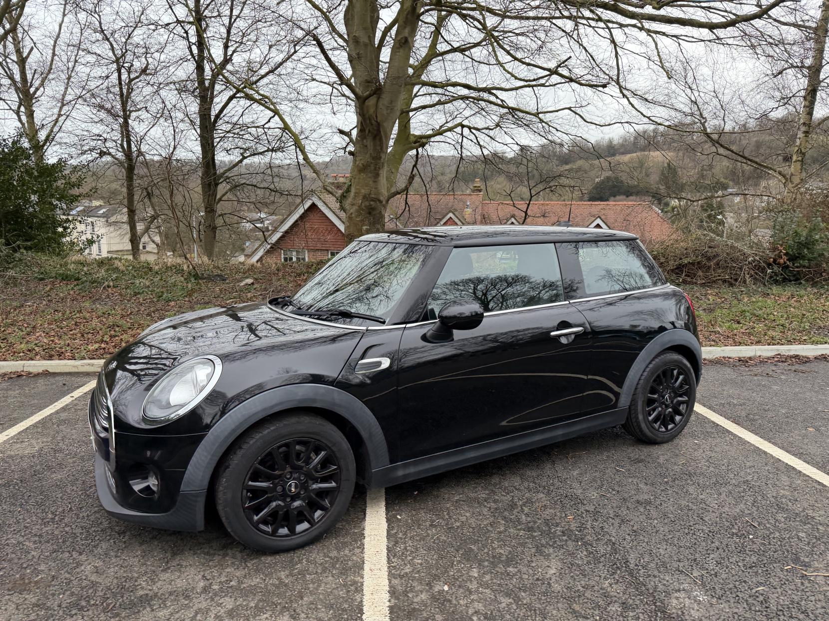 MINI Hatch 1.5 Cooper Hatchback 3dr Petrol Manual Euro 6 (s/s) (136 ps)