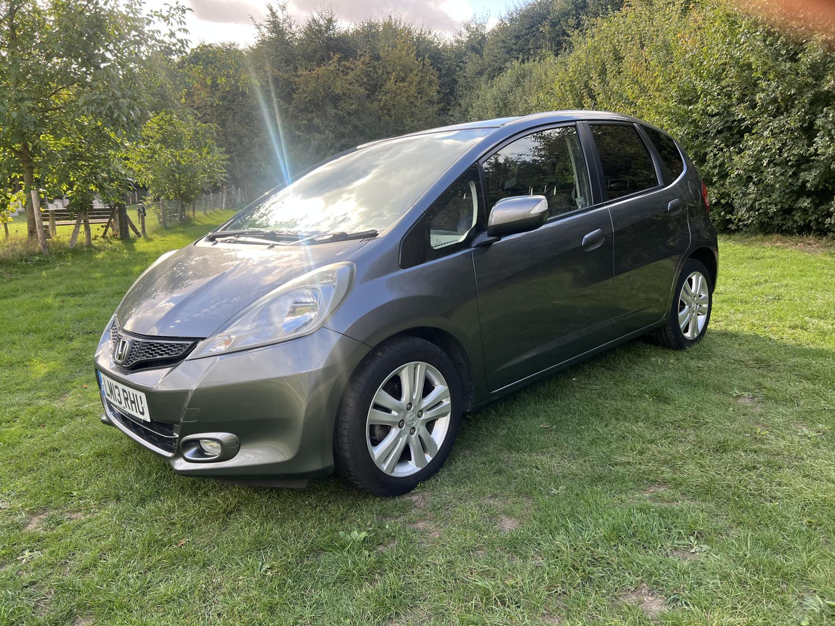Honda Jazz 1.4 i-VTEC EX Hatchback 5dr Petrol CVT Euro 5 (99 ps)