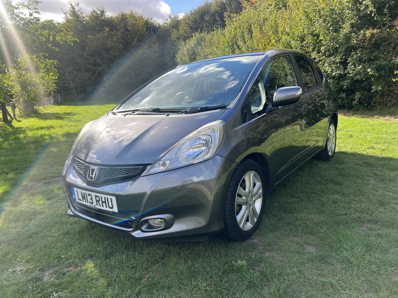 Honda Jazz 1.4 i-VTEC EX Hatchback 5dr Petrol CVT Euro 5 (99 ps)