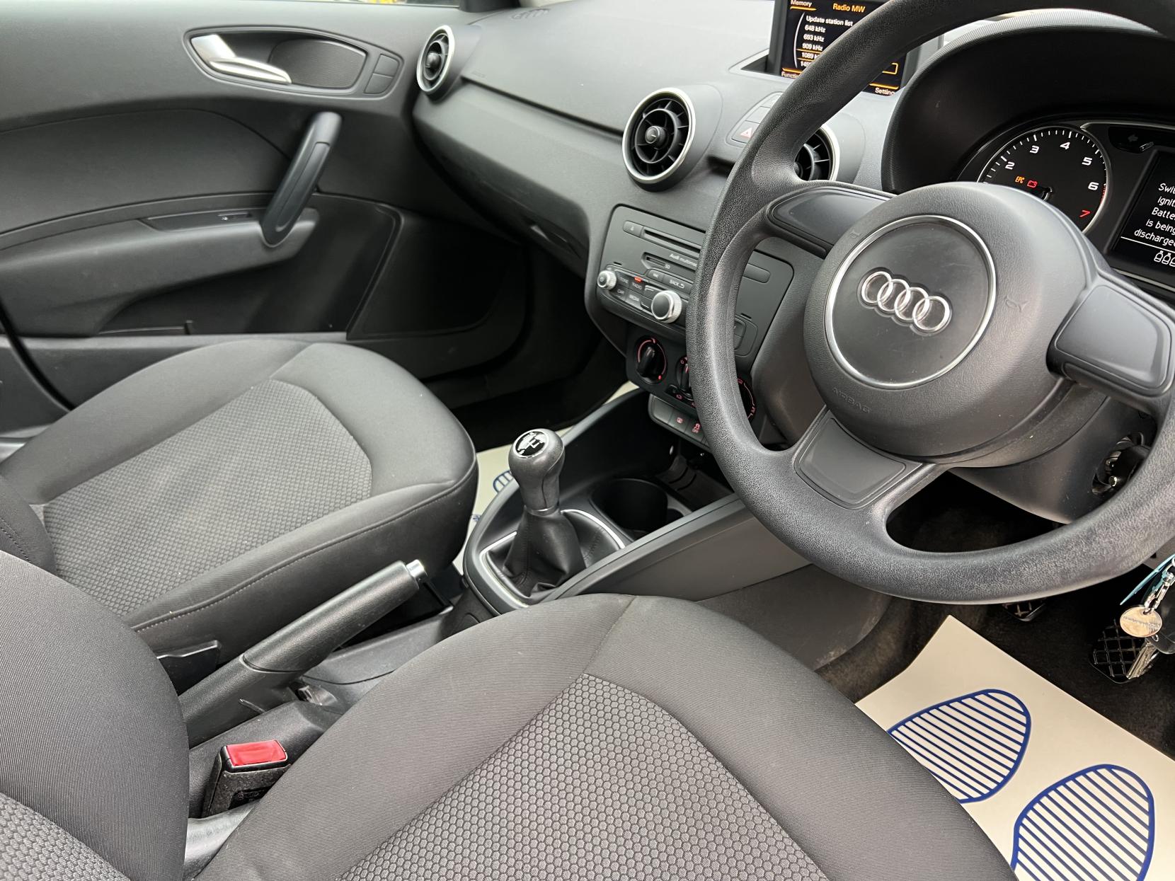 Audi A1 1.2 TFSI SE Sportback 5dr Petrol Manual Euro 5 (s/s) (86 ps)