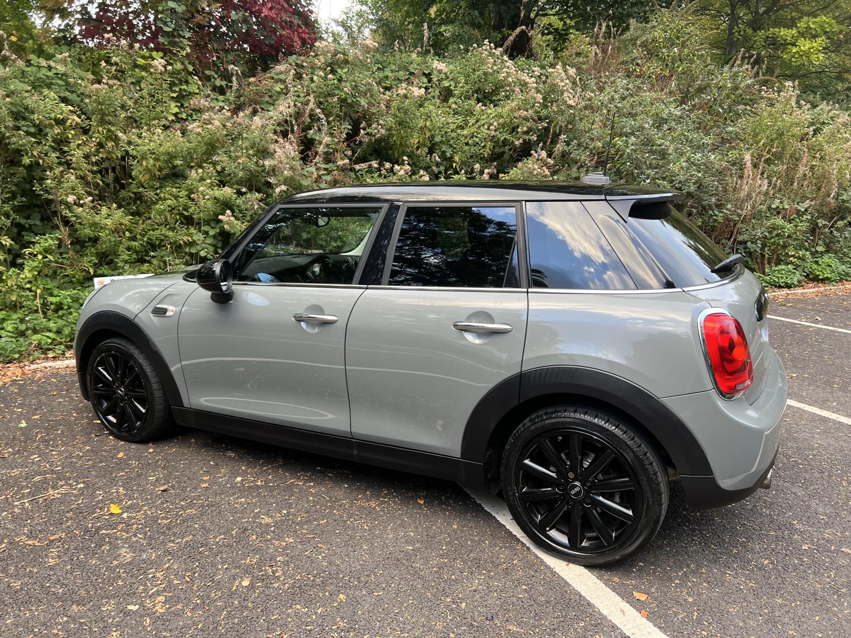 MINI Hatch 1.5 Cooper Hatchback 5dr Petrol Manual Euro 6 (s/s) (136 ps)