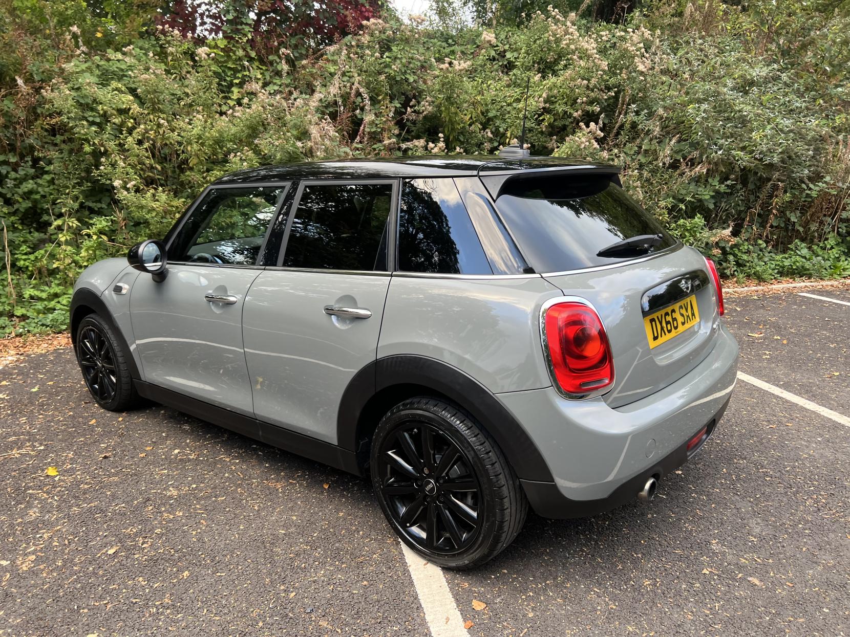 MINI Hatch 1.5 Cooper Hatchback 5dr Petrol Manual Euro 6 (s/s) (136 ps)