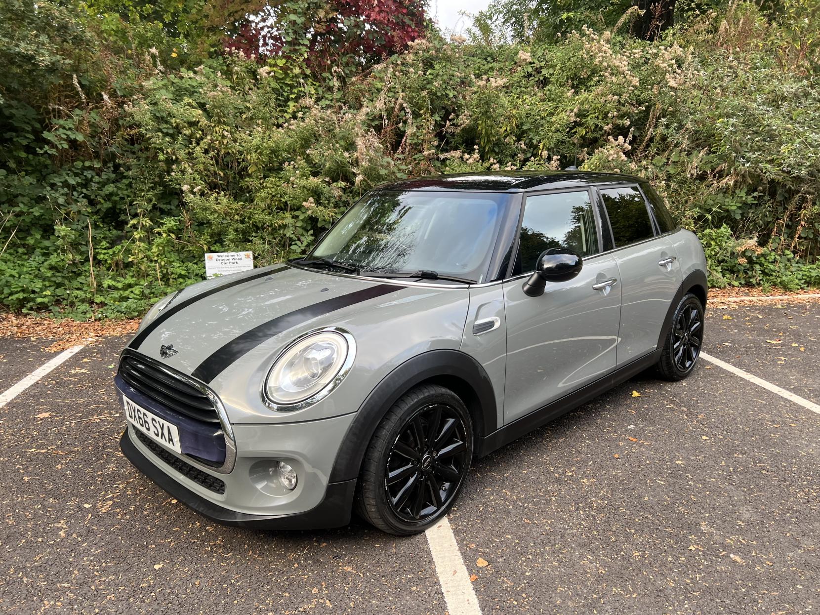 MINI Hatch 1.5 Cooper Hatchback 5dr Petrol Manual Euro 6 (s/s) (136 ps)