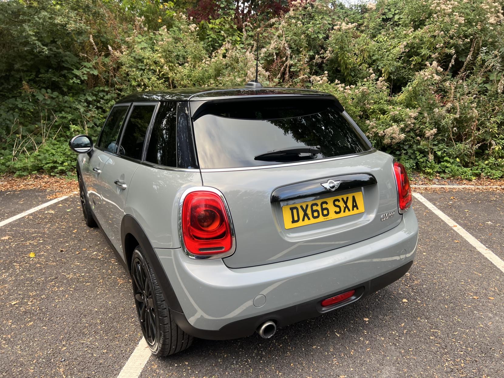 MINI Hatch 1.5 Cooper Hatchback 5dr Petrol Manual Euro 6 (s/s) (136 ps)