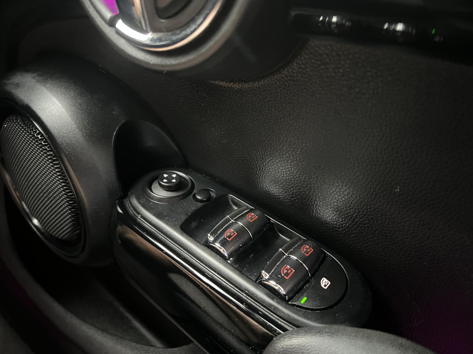 MINI Hatch 1.5 Cooper Hatchback 5dr Petrol Manual Euro 6 (s/s) (136 ps)