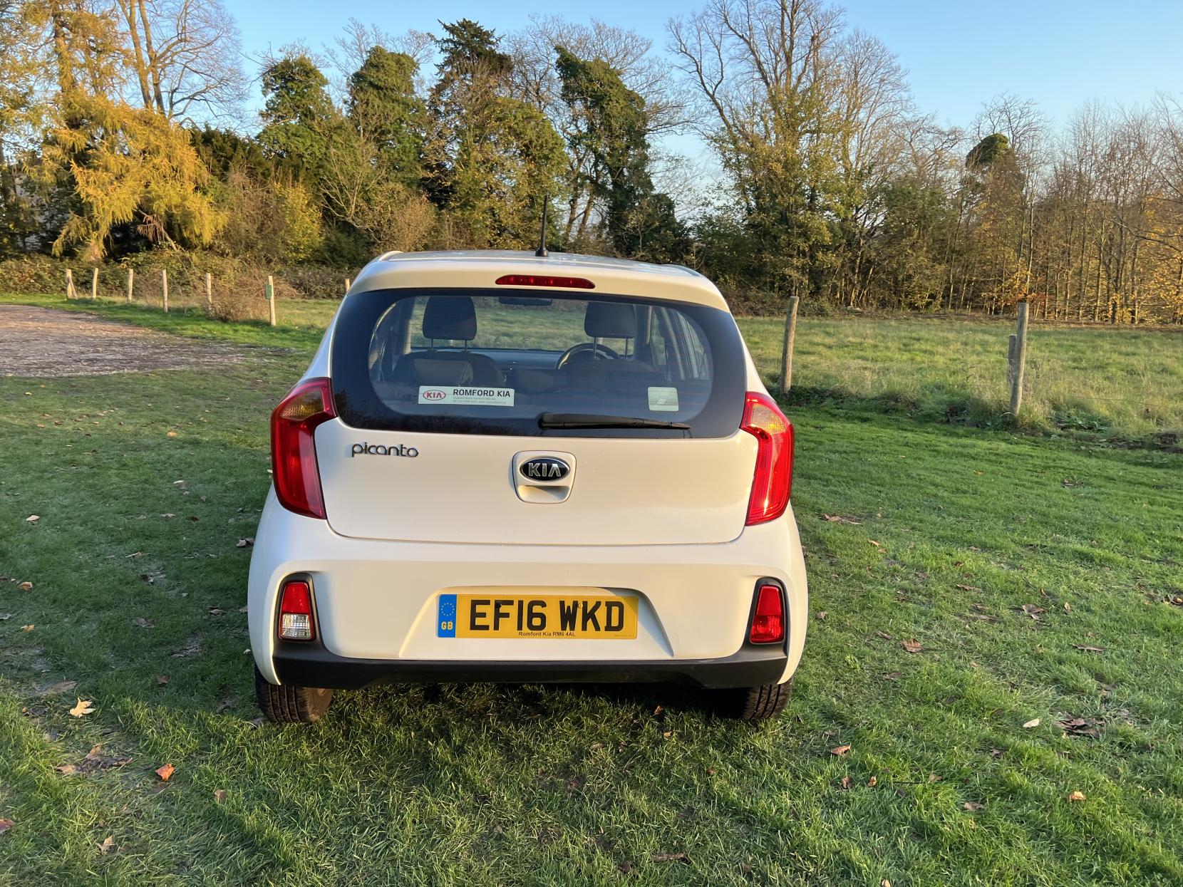 Kia Picanto 1.0 2 Hatchback 5dr Petrol Manual Euro 6 (65 bhp)