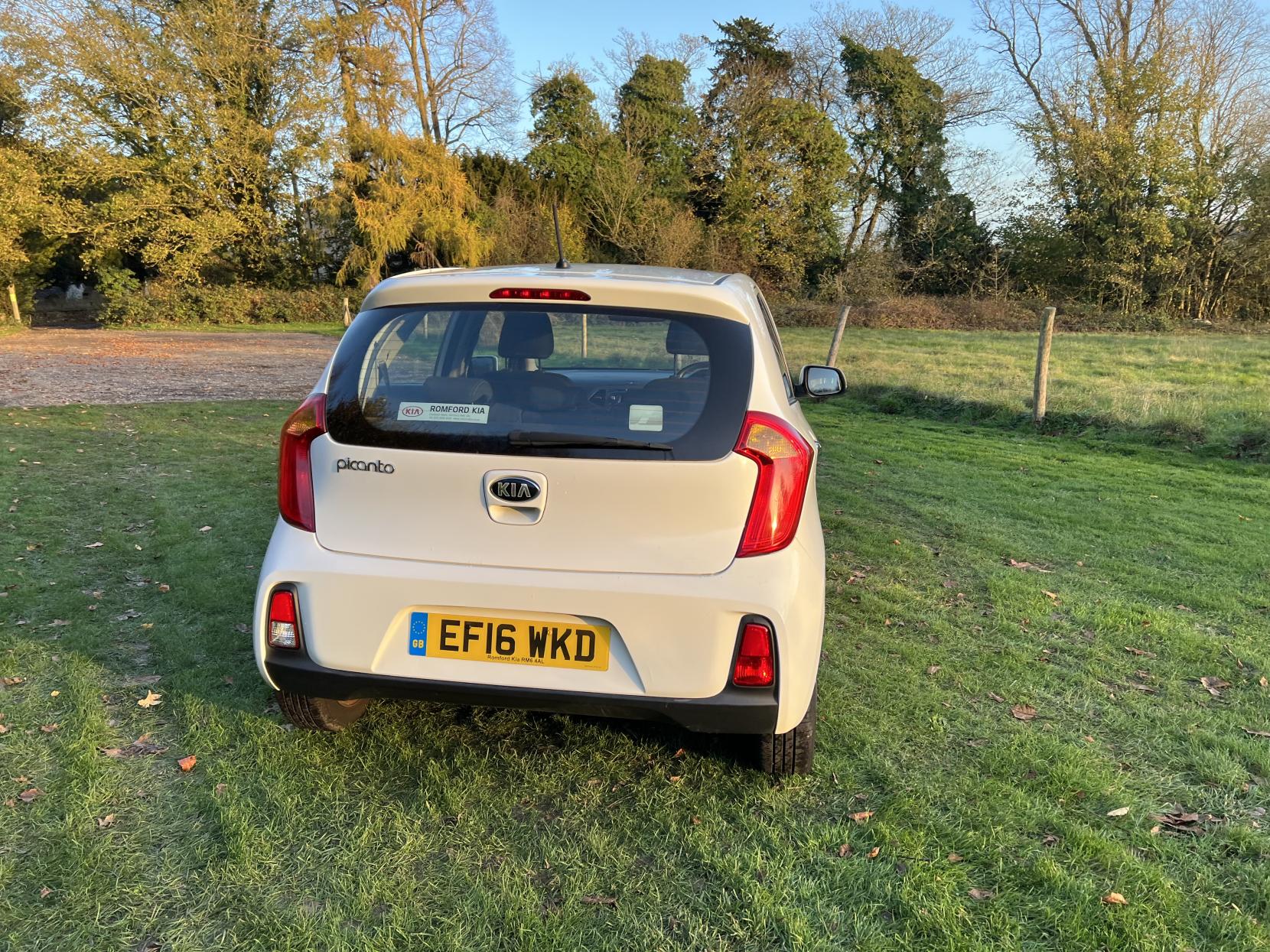 Kia Picanto 1.0 2 Hatchback 5dr Petrol Manual Euro 6 (65 bhp)