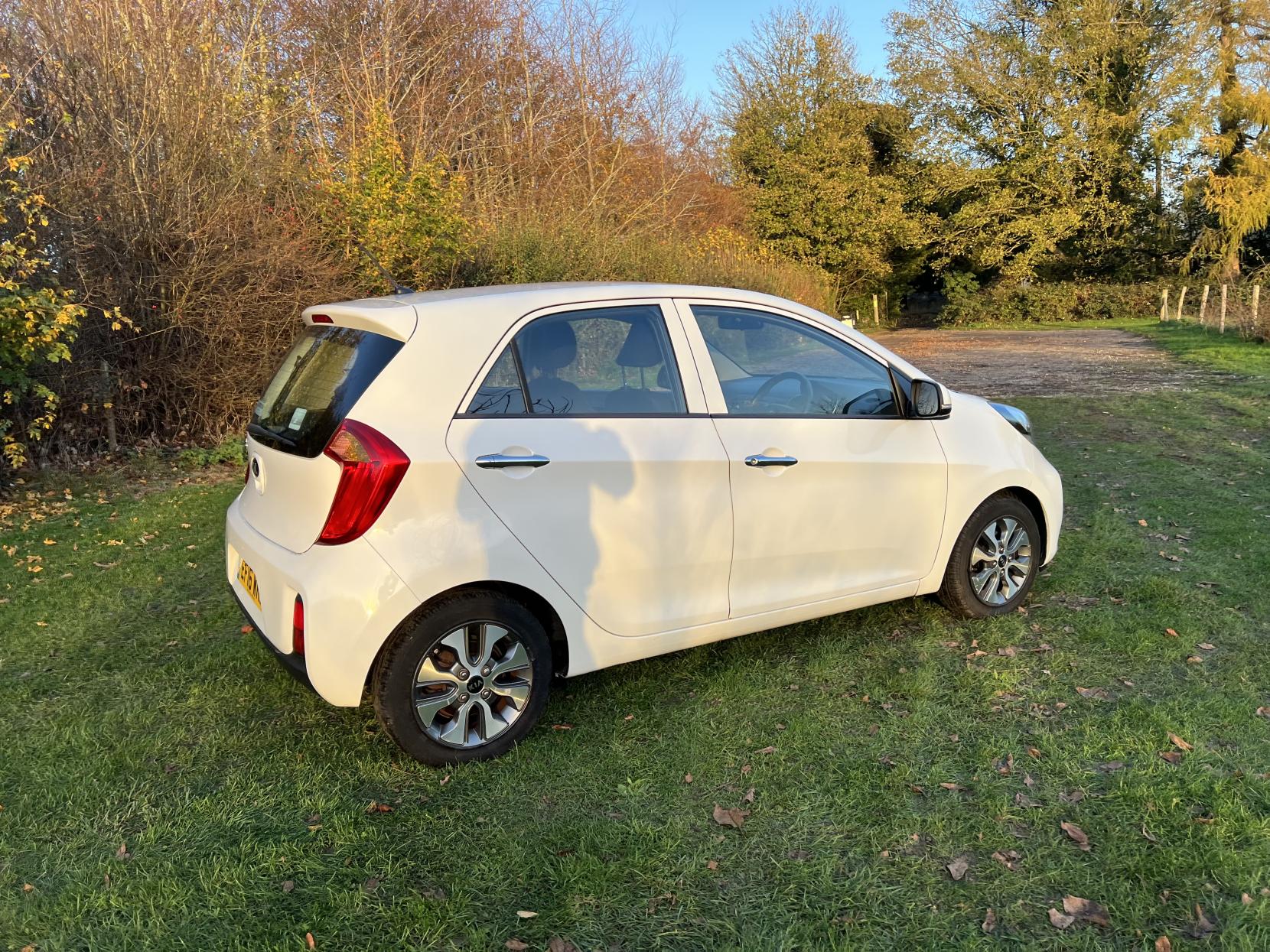 Kia Picanto 1.0 2 Hatchback 5dr Petrol Manual Euro 6 (65 bhp)