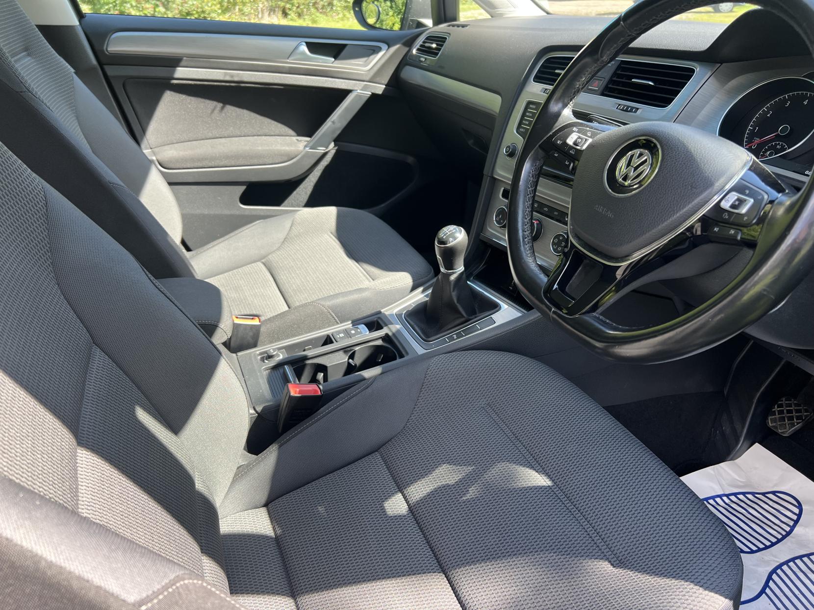 Volkswagen Golf 1.4 TSI BlueMotion Tech Match Edition Hatchback 5dr Petrol Manual Euro 6 (s/s) (125 ps)