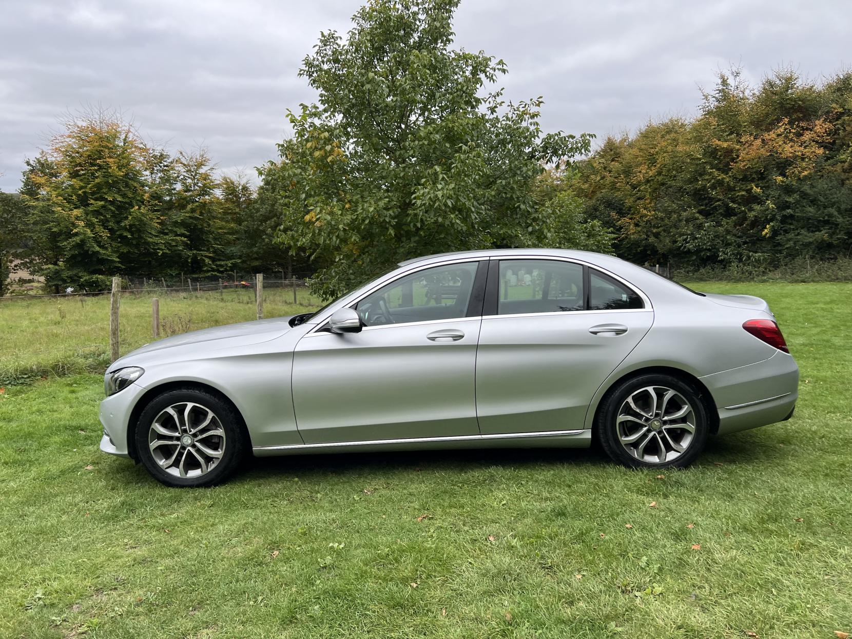 Mercedes-Benz C Class 2.0 C200 Sport Saloon 4dr Petrol 7G-Tronic+ Euro 6 (s/s) (184 ps)