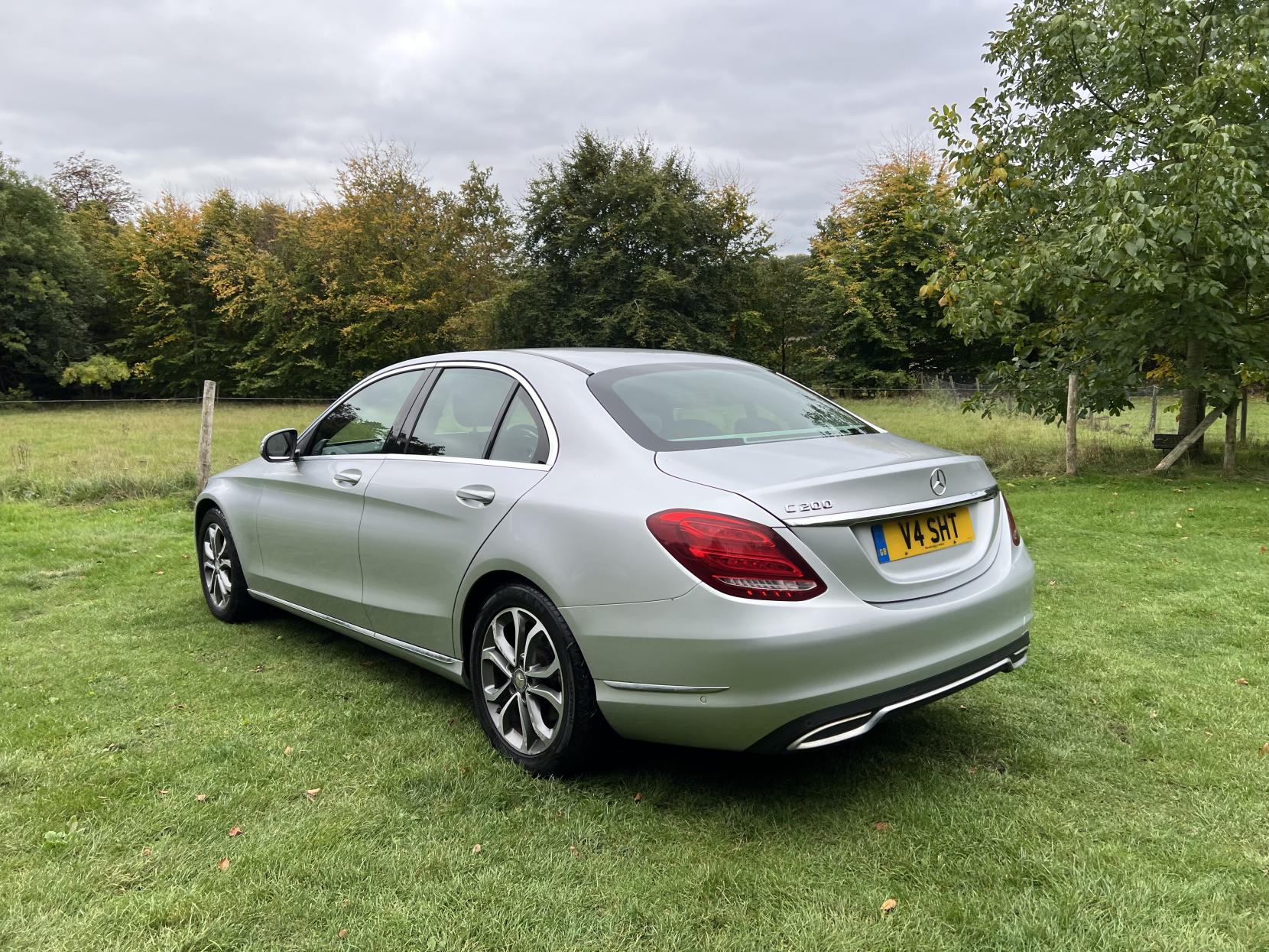 Mercedes-Benz C Class 2.0 C200 Sport Saloon 4dr Petrol 7G-Tronic+ Euro 6 (s/s) (184 ps)